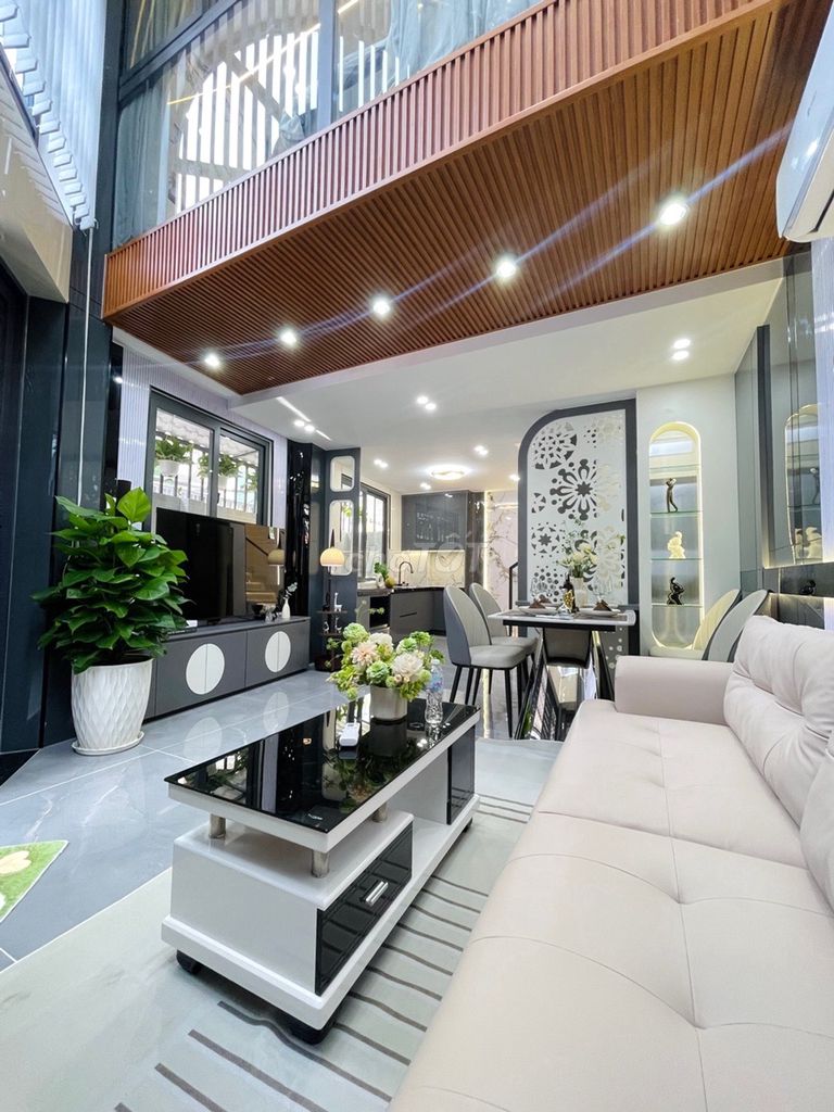  LÔ GÓC 2 MẶT TIỀN -  NGANG NỞ HẬU 6M VUÔNG VỨC - GIÁ CHỈ 6.99 