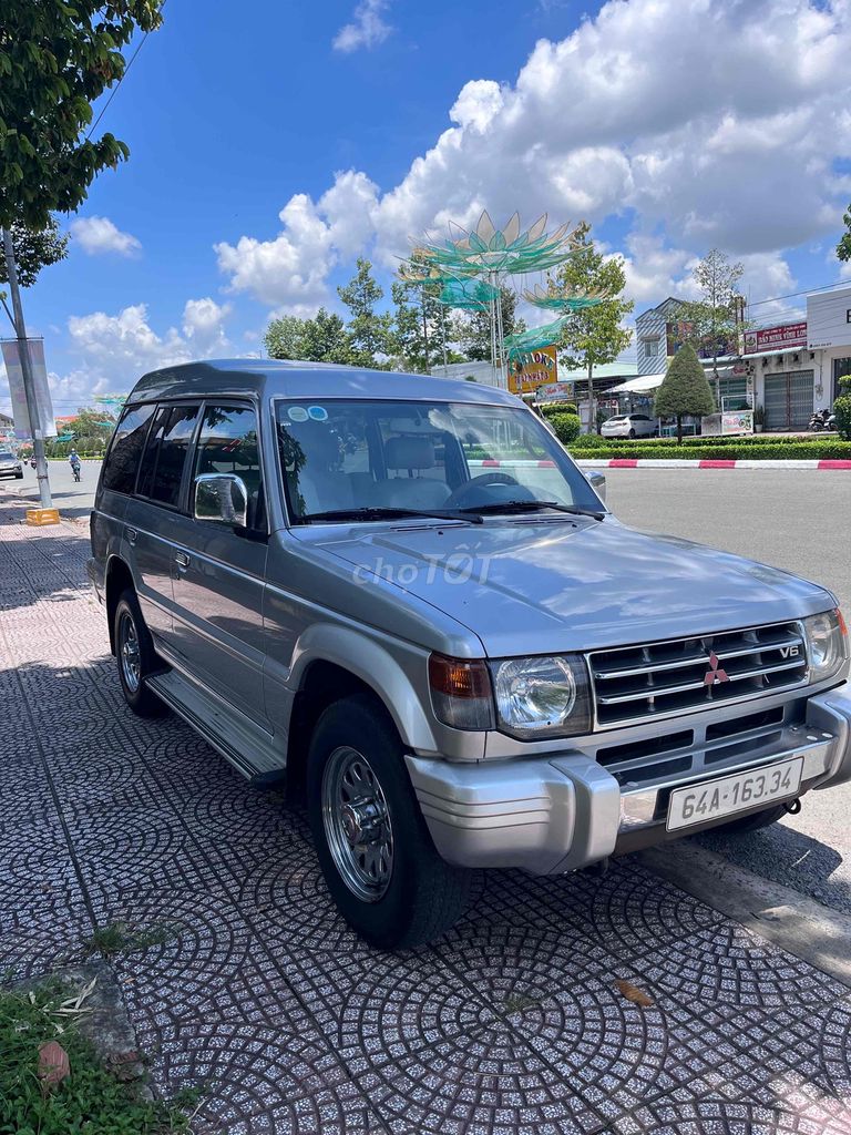 Mitsubishi Pajero 2003 V6 3000