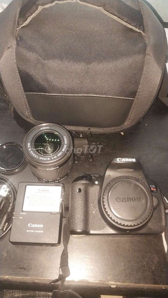 Máy ảnh Canon 700D Đen. Mua bán Máy ảnh, Máy quay tại Quận 7 Tp Hồ Chí Minh được đăng bởi Nguyễn Lợi hình 1