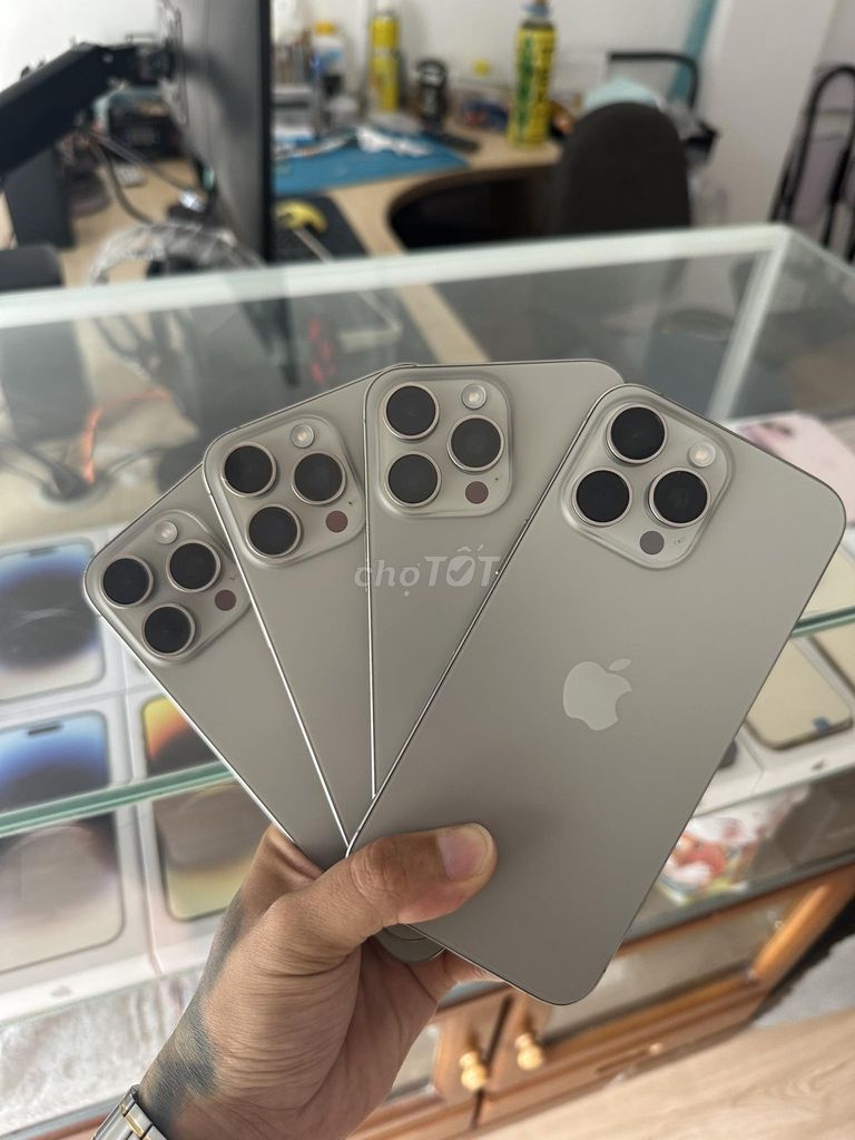 Apple iPhone 15 Pro Max 256GB Xám Mỹ. Mua bán Điện thoại tại Thành phố Vũng Tàu Bà Rịa - Vũng Tàu được đăng bởi Thanh Thanh hình 1