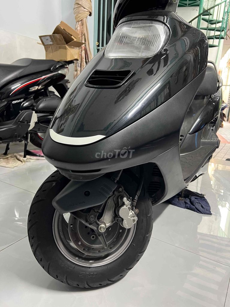 xe spacy.   nhật   125cc. đời 2002