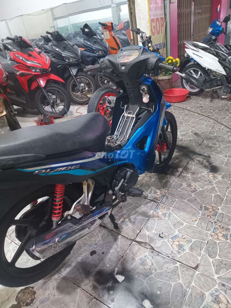 Honda Blade Xanh Số sàn. Mua bán Xe máy tại Quận Bình Tân Tp Hồ Chí Minh được đăng bởi Cường phát  hình 2