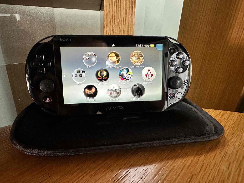 Ps Vita 2000k black