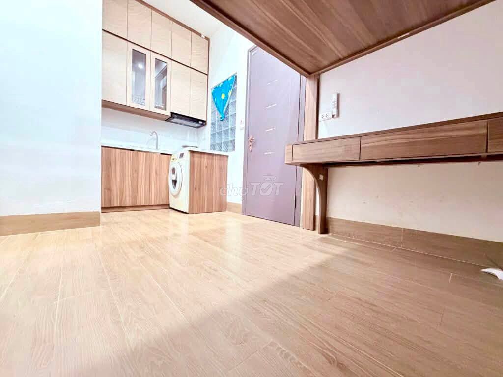 Номер в хостеле 4tr5 Nguyen Duc Canh, меблированный, рядом с BKX