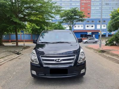  Hyundai Grand Starex 2017 số sàn máy dầu