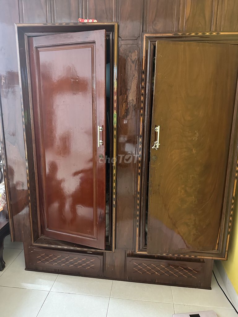 Tủ quần áo gỗ thật 1m8x1m6. Mua bán Tủ, kệ gia đình tại Quận 12 Tp Hồ Chí Minh được đăng bởi Hiền Nguyễn hình 1