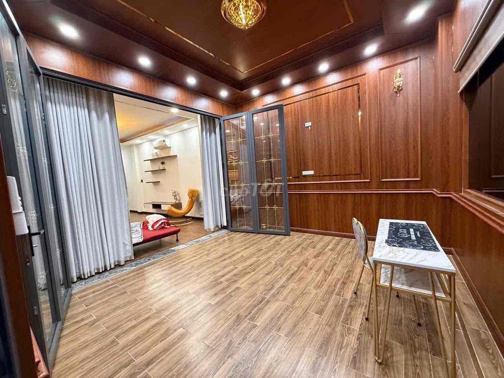 🏠 АРЕНДА ФАСАДА В СТИЛЕ ХУЙНЬ ТАН ФАТ — РАЙОН 7