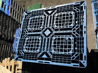 Pallet nhựa thanh lý. Mua bán Đồ chuyên dụng, Giống nuôi trồng tại Quận Liên Chiểu Đà Nẵng được đăng bởi Nguyễn Thị Trâm