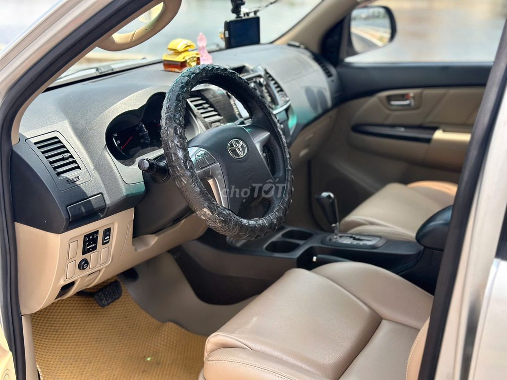 Toyota Fortuner 2016 2.7V 4X2 AT xe nhà zin đẹp. Mua bán Ô tô tại Quận Gò Vấp Tp Hồ Chí Minh được đăng bởi Hoàng 031 hình 8