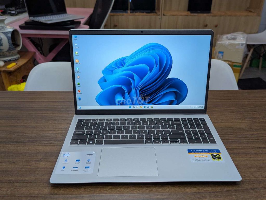Dell Inspiron 15 i5-1235U/16GB/512GB/Màn 120Hz. Mua bán Laptop tại Thành phố Thuận An Bình Dương được đăng bởi LAPTOP VŨ PMV  hình 1