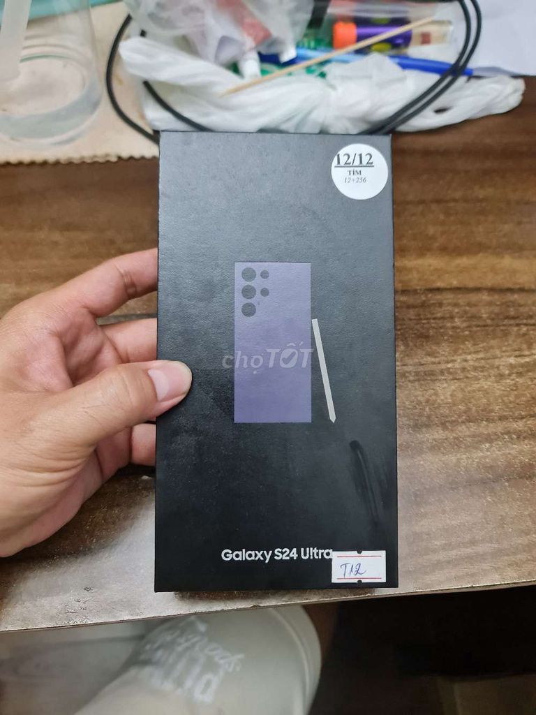 Samsung Galaxy S24 Ultra 256GB Tím Mới. Mua bán Điện thoại tại Quận Tân Bình Tp Hồ Chí Minh được đăng bởi Sơn hình 1