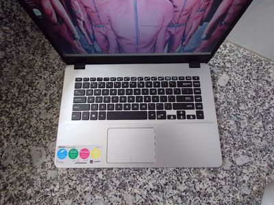 Laptop Asus. Mua bán Laptop tại Thành phố Bạc Liêu Bạc Liêu được đăng bởi Cam