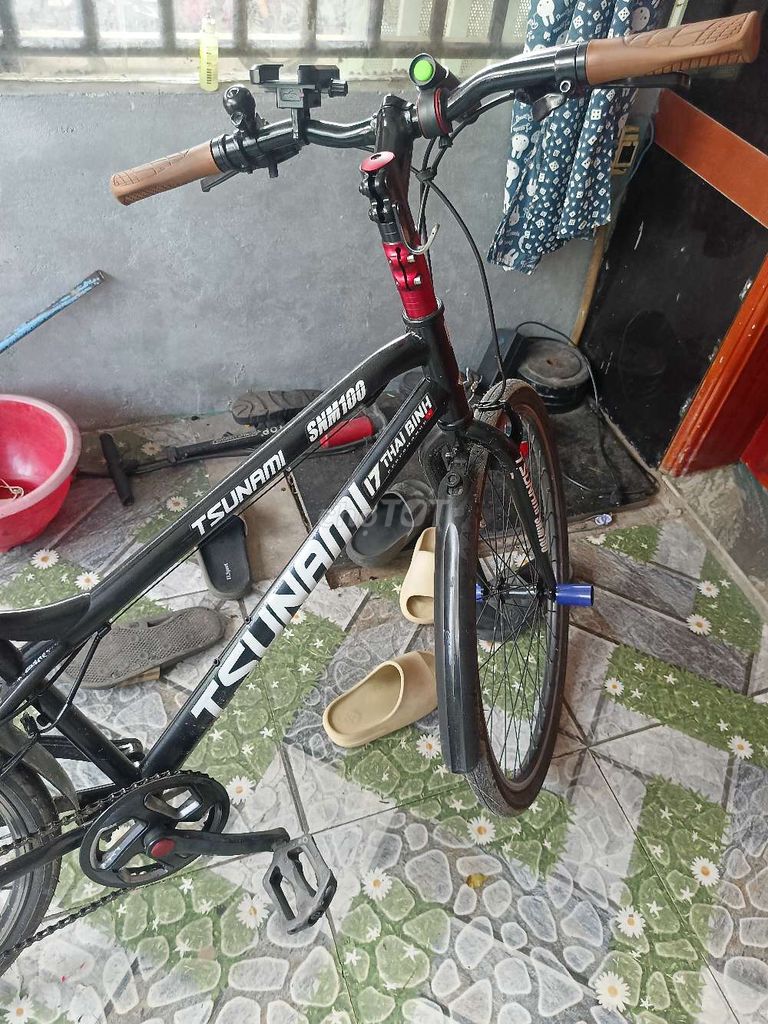 Cần bán xe đạp như mới. Mua bán Xe đạp tại Thị xã Tân Uyên Bình Dương được đăng bởi Tran Toan hình 3