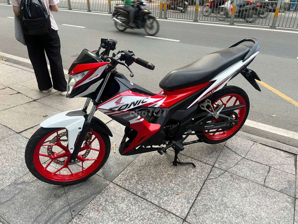 Honda sonic 150 2019 mới 90% Bstp chính chủ. Mua bán Xe máy tại Quận Tân Phú Tp Hồ Chí Minh được đăng bởi Tuanduy hình 1