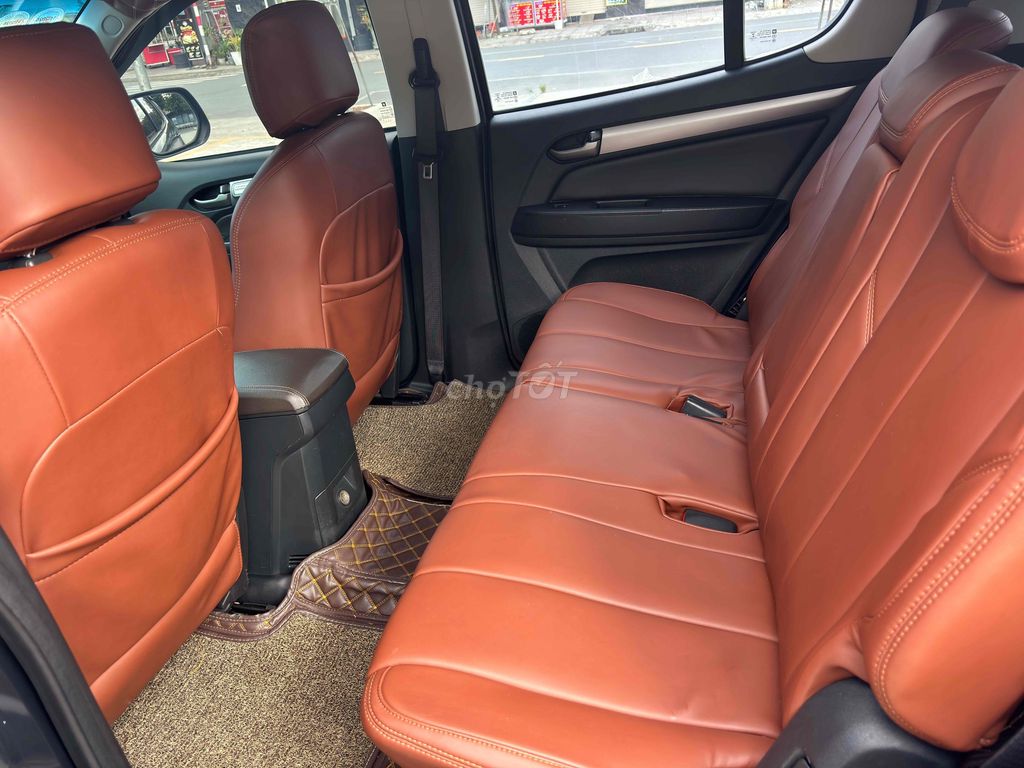 Chevrolet Trailblazer 2018 2.5 MT  siêu đẹp. Mua bán Ô tô tại Thành phố Dĩ An Bình Dương được đăng bởi Dương hình 10