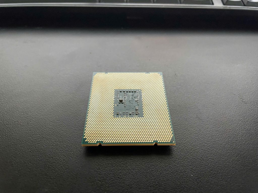 CPU Intel Xeon E5-2678 V3