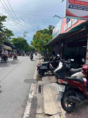Plot of land 180 m² · Đường Nguyễn Thị Sáu