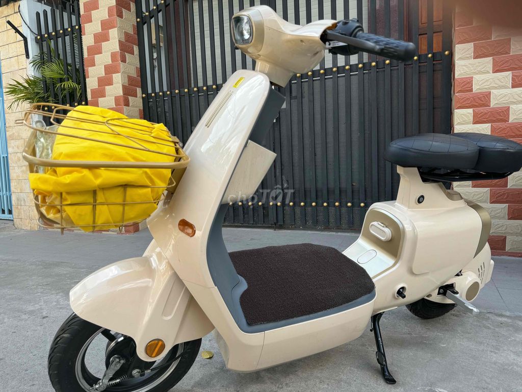 K1 DYLYXE-XE MỚI MUA 1 THÁNG ODO 700km