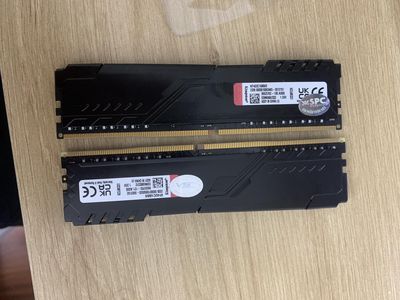 Cặp ram 8gb Kingson chính hãng 3200. Mua bán Linh kiện (RAM, Card...) tại Quận Hà Đông Hà Nội được đăng bởi Hiếu Nguyễn