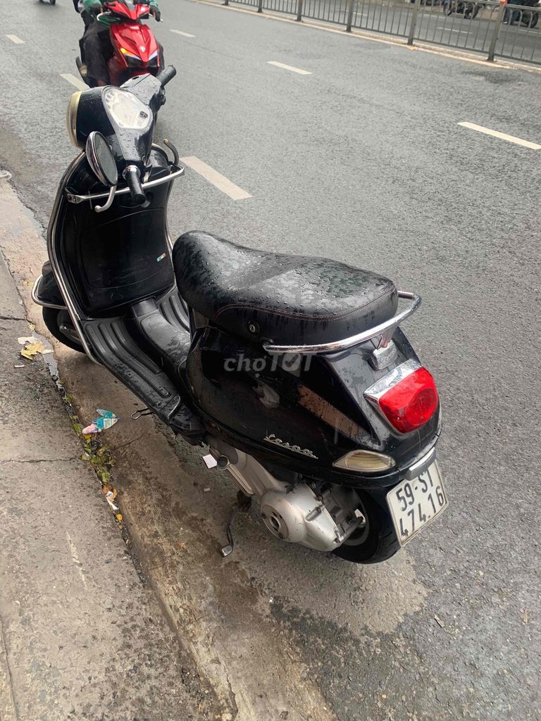 bán xe Vespa 2012 ie Fi phun xăng máy êm chính chủ. Mua bán Xe máy tại Quận Bình Thạnh Tp Hồ Chí Minh được đăng bởi Gặp vũ Nguyễn  hình 4