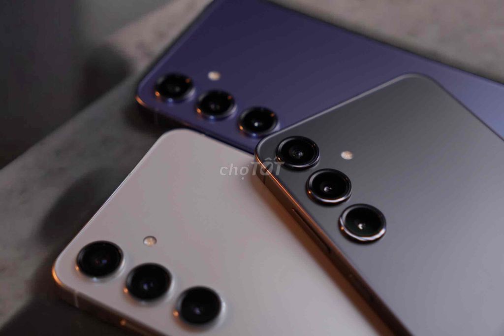 Samsung S24 5G Snapdragon 8 Gen 3 Mỹ. Mua bán Điện thoại tại Quận Ninh Kiều Cần Thơ được đăng bởi EZphone cần thơ hình 1