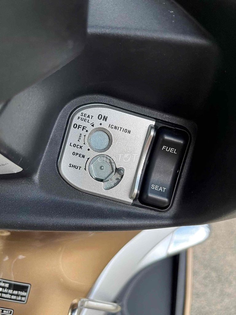 ab 2010 chạy 1 ngàn km kg có chiếc thứ 2 nhé. Mua bán Xe máy tại Thành phố Thuận An Bình Dương được đăng bởi Việt Thái hình 8