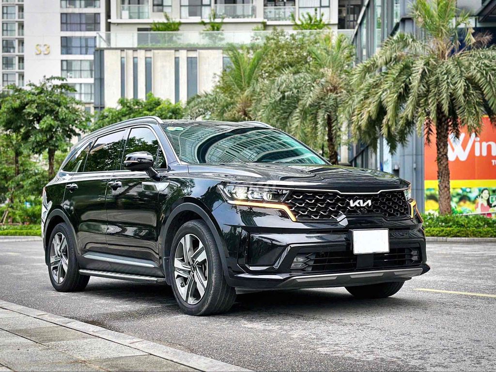 Kia Sorento 2022 Signature 2.2 AT AWD - 43000 km. Mua bán Ô tô tại Quận Cầu Giấy Hà Nội được đăng bởi Thái Hoàng Long Auto hình 2