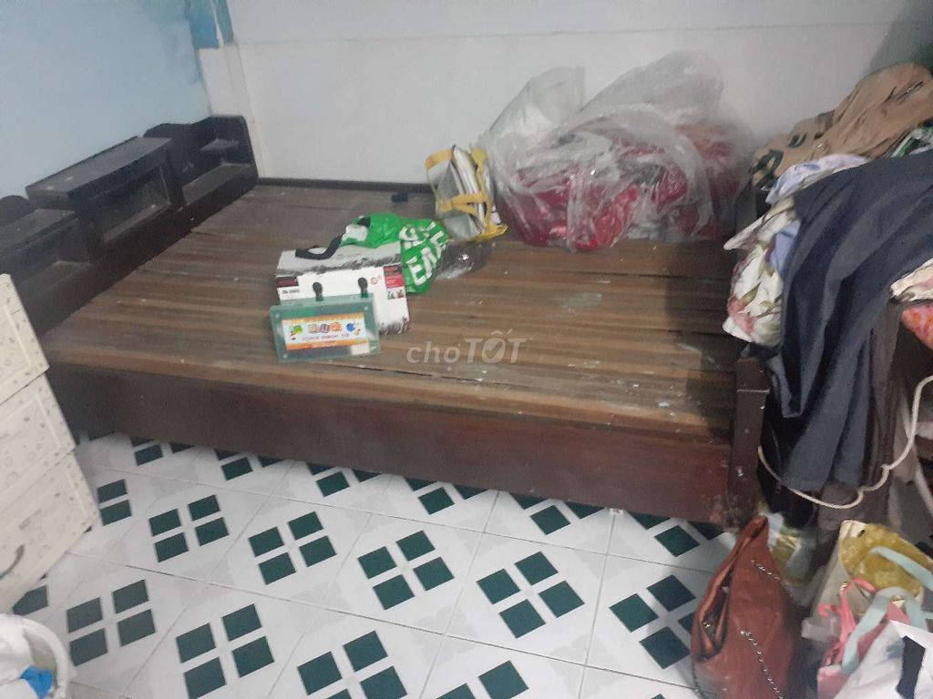 Giường ngủ Gỗ Nâu Đơn giản. Mua bán Giường, chăn ga gối nệm tại Quận Sơn Trà Đà Nẵng được đăng bởi nguyễn hiền hình 1