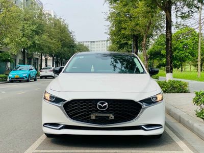 Mazda 3 1.5 Luxury 2021 lăn bánh 5v km