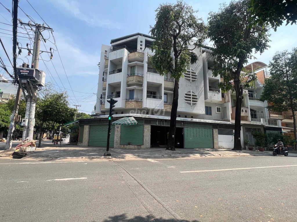 Bán Góc 2 Mặt Tiền Trần Văn Kiểu Với Đường 22 Ngay Metro Bình Phú