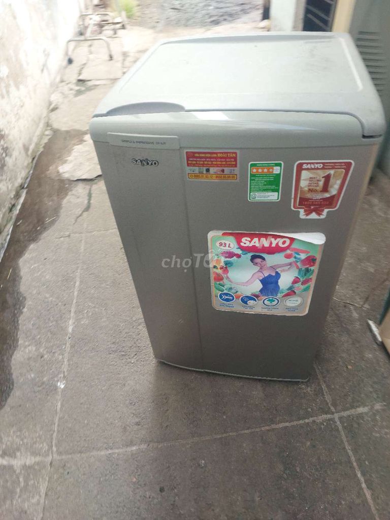 Tủ lạnh Sanyo Aqua 90L Xám. Mua bán Tủ lạnh tại Quận Tân Phú Tp Hồ Chí Minh được đăng bởi tranh hoàng hình 1