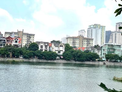 BÁN BIỆT THỰ LÔ GÓC VIEW HỒ VĂN QUÁN – HÀ ĐÔNG 230m2 , Giá 79tỷ. Mua bán nhà ở tại Quận Hà Đông Hà Nội được đăng bởi Nguyễn Thị Tuyết Lan