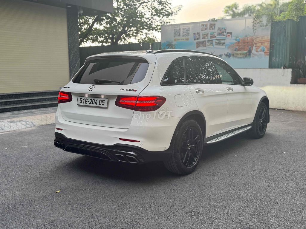 GLC300 4MATIC TRẮNG KEM UP FULL BODY GLC63. Mua bán Ô tô tại Quận Cầu Giấy Hà Nội được đăng bởi Dương Tuấn Linh hình 18
