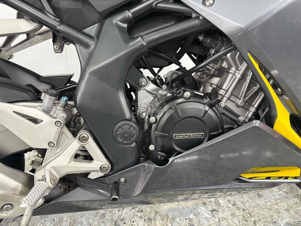 Bán HONDA CBR250RR BSSG dk 2019 ODO6k. Mua bán Xe máy tại Thành phố Thủ Đức Tp Hồ Chí Minh được đăng bởi SHOP XE LƯỚT TUẤN DUY MOTOR LINH XUÂN THỦ ĐỨC hình 15