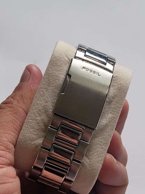 Đồng hồ Fossil thiết kế đẹp chuẩn. Mua bán Đồng hồ tại Quận Cẩm Lệ Đà Nẵng được đăng bởi lê công phi