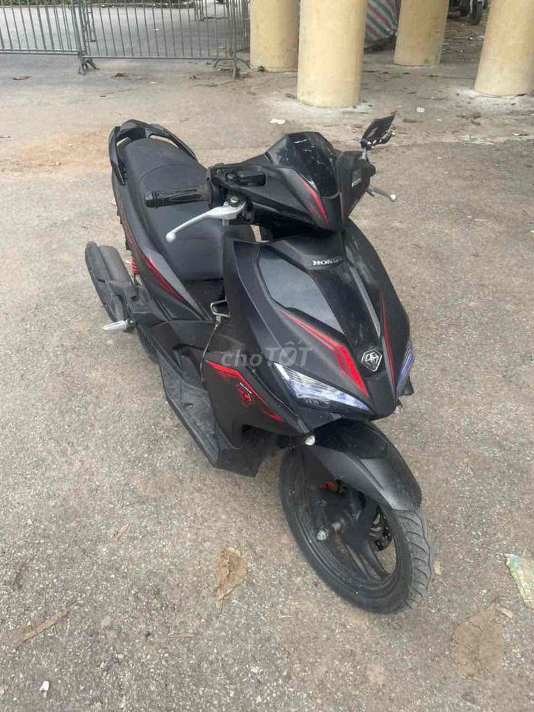 có việc cần dùng nên muốn bán xe. Mua bán Xe máy tại Quận Hai Bà Trưng Hà Nội được đăng bởi Hùng hình 3