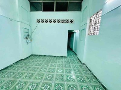 Còn Sót Lại Nhà 37m2 Sổ Riêng Không QH Giá 2.4 Tỷ