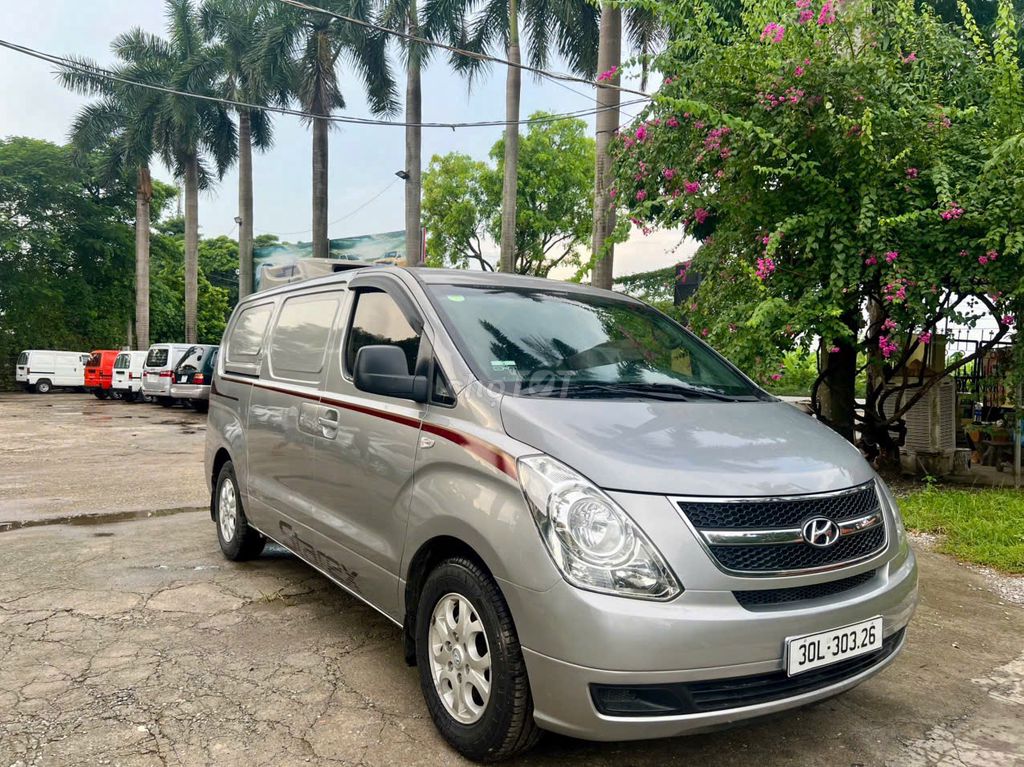 Hyundai Starex 2012 рефрижератор автомат