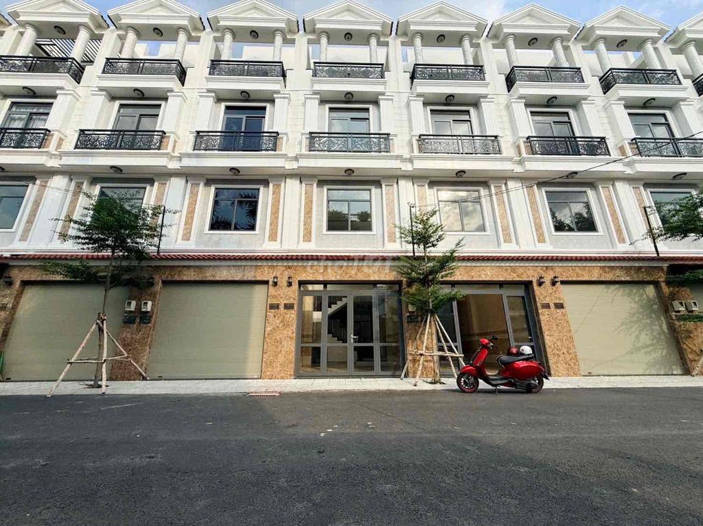 Новый 100% дом у Vạn Phúc City, Шоссе 13, Hiep Binh Phuoc