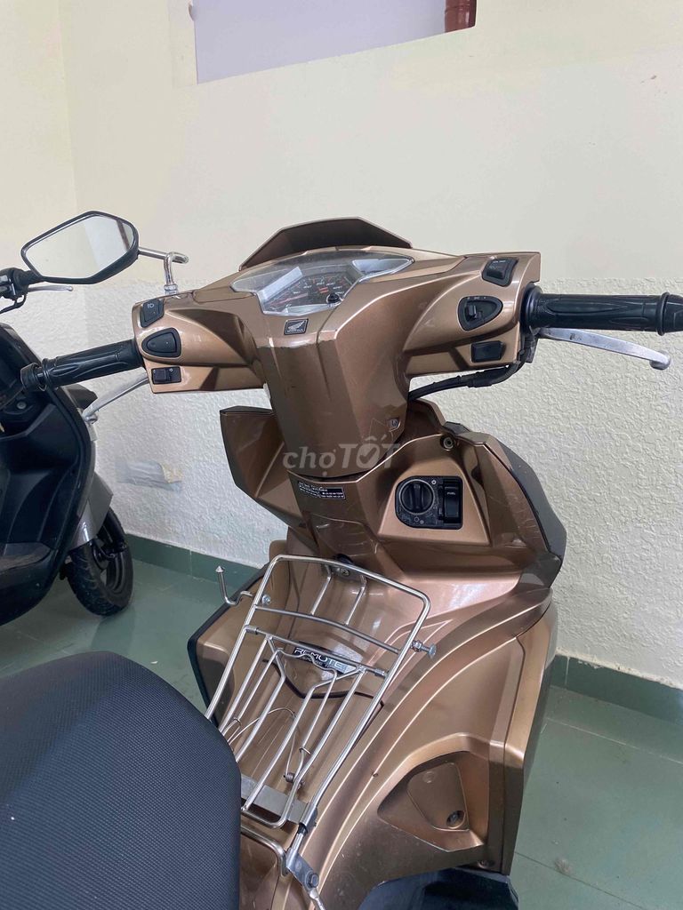 Honda Air Blade 2016