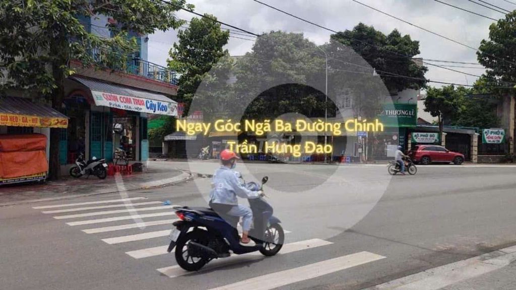 Cần bán góc 2 mặt tiền