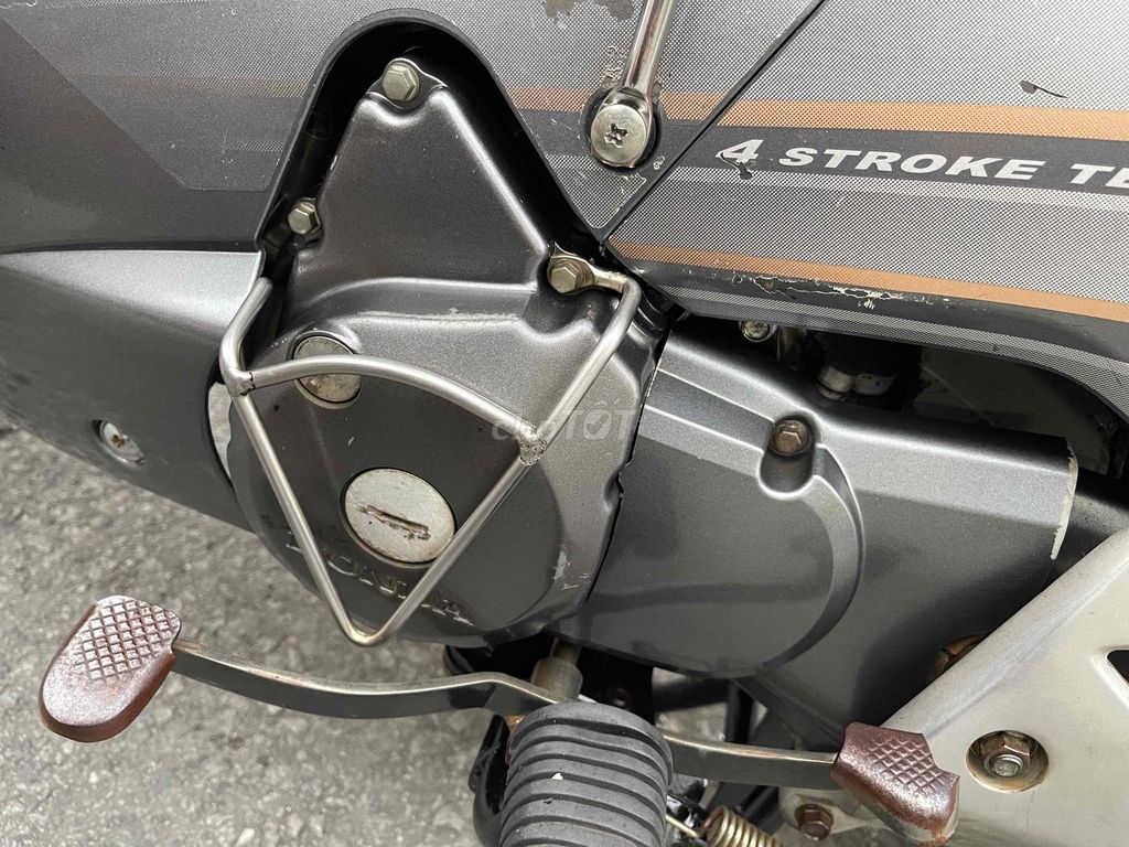 Future Neo kim 2006 bstp đầu nồi zin máy siêu ngon. Mua bán Xe máy tại Quận Bình Tân Tp Hồ Chí Minh được đăng bởi HUY hình 8