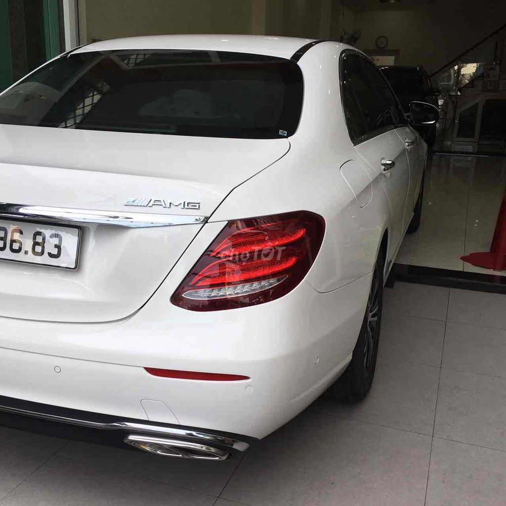 Mercedes Benz E Class 2020 E180 - 22000 km. Mua bán Ô tô tại Quận 12 Tp Hồ Chí Minh được đăng bởi ĐỖ CƯỜNG hình 12