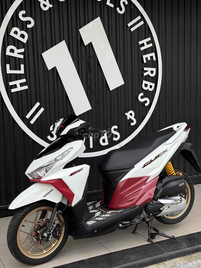 Honda Click 125 Trắng đỏ - Smartkey nhập Thái bs43. Mua bán Xe máy tại Quận Hải Châu Đà Nẵng được đăng bởi Lê vy  hình 3