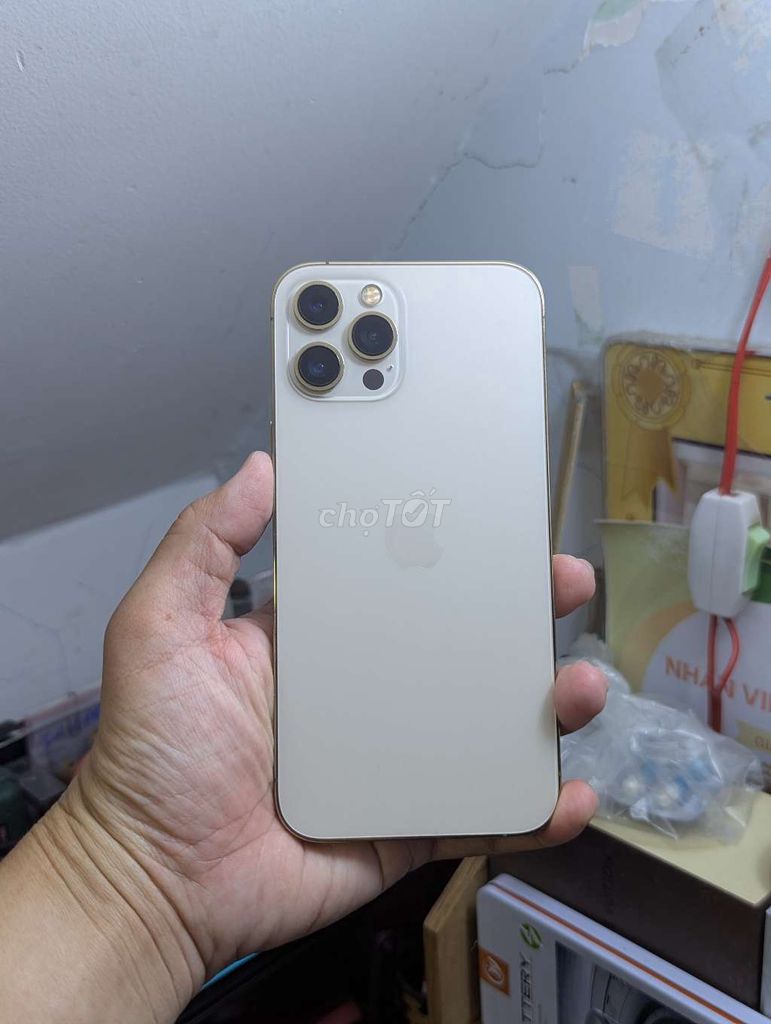 Apple iPhone 12 Pro Max Vàng 256GB face nhạy. Mua bán Điện thoại tại Quận Gò Vấp Tp Hồ Chí Minh được đăng bởi Sóc hình 1