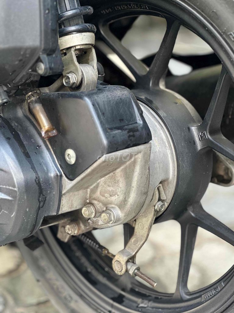 Bán Vario 125 mẫu cũ cực đẹp ( Xe Dựng không đi ). Mua bán Xe máy tại Quận 10 Tp Hồ Chí Minh được đăng bởi Phong Hoàng hình 14