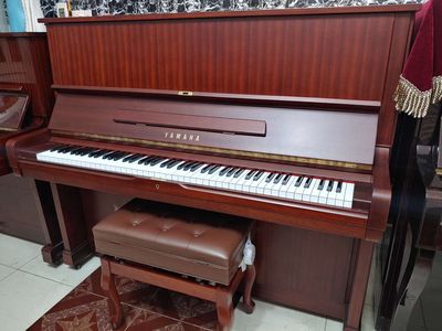 Quận 7 Piano Cơ Yamaha U2H màu vân gỗ mờ