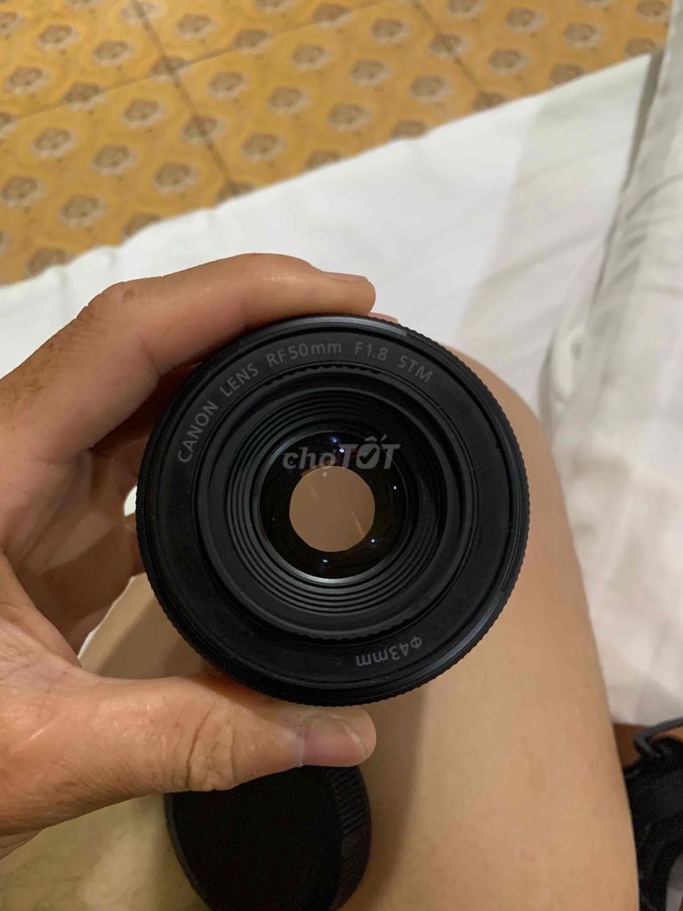 Ống kính Canon RF 50mm F1.8 STM Như mới 99%. Mua bán Máy ảnh, Máy quay tại Quận Gò Vấp Tp Hồ Chí Minh được đăng bởi hoàng nam hình 1
