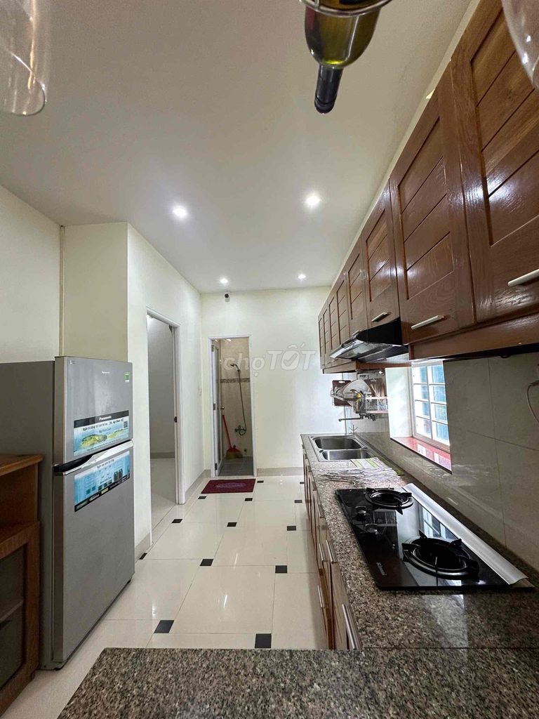 Bán Đất Tặng Nhà C4 Góc 2MT hẻm Oto Gần Biển