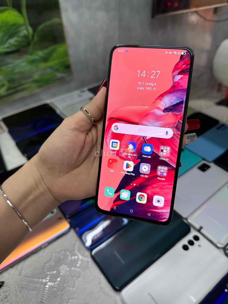 THANH LÝ E OPPO HIẾM MUỘN RENO 2 ram 8+4/128gb